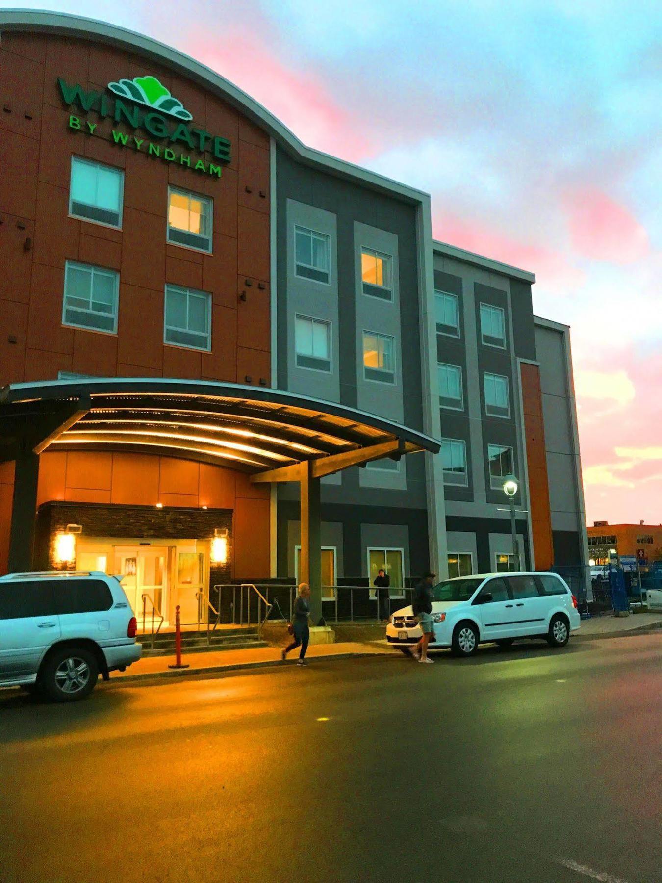 Wingate By Wyndham Dieppe Moncton Bagian luar foto