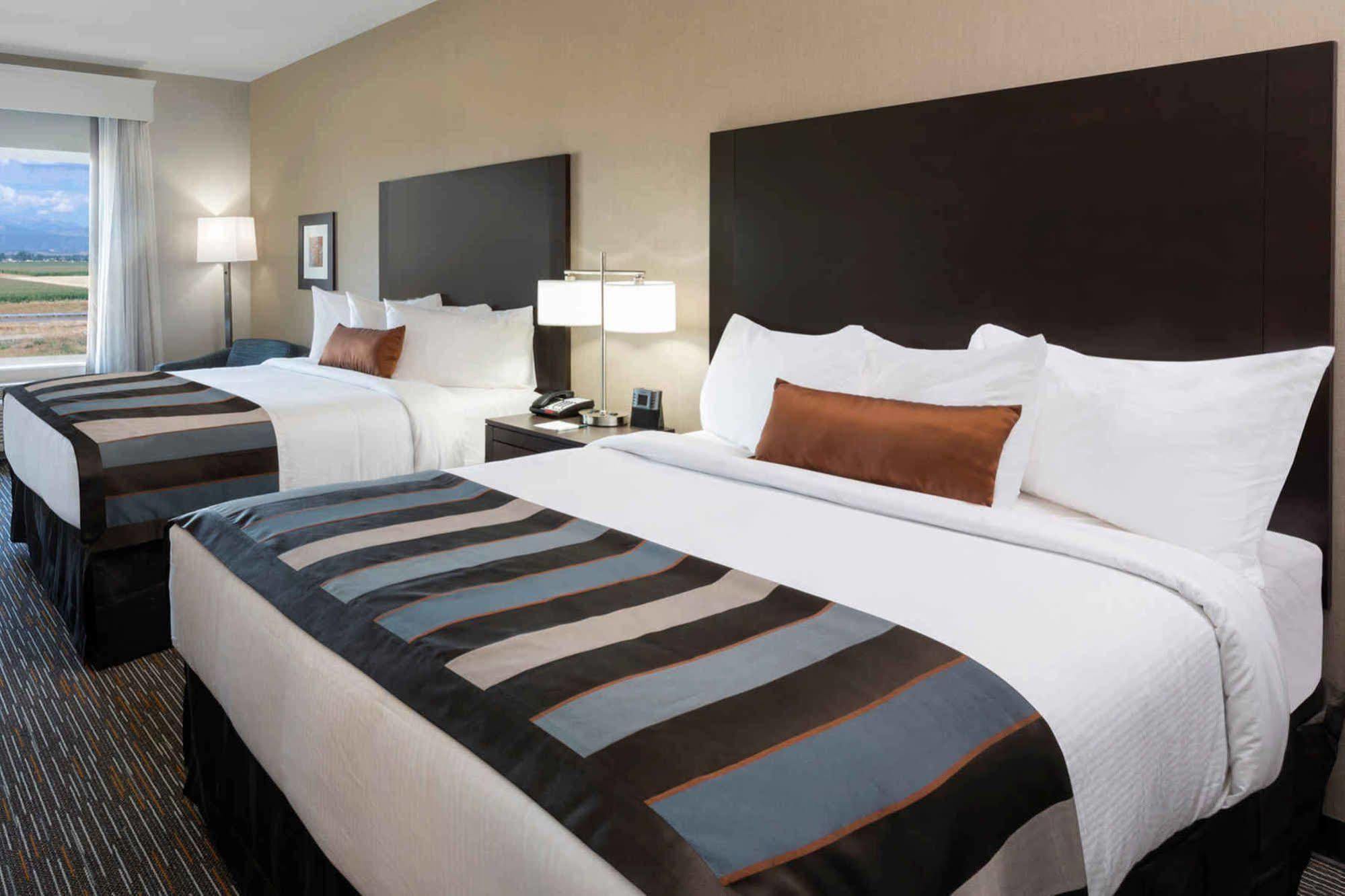 Wingate By Wyndham Dieppe Moncton Bagian luar foto